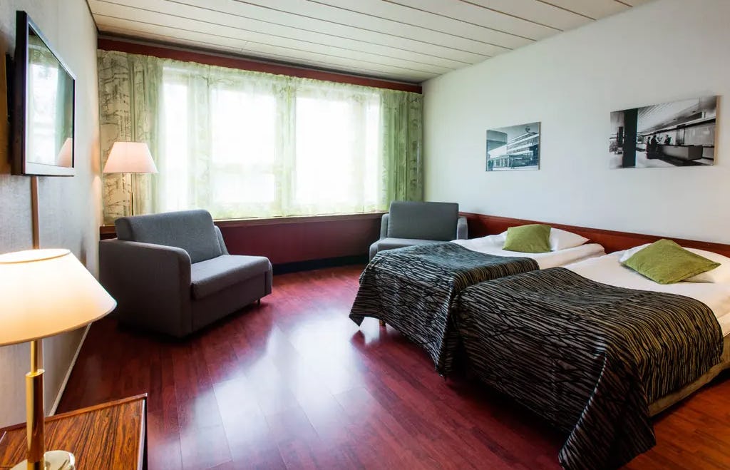 Standard Family Four