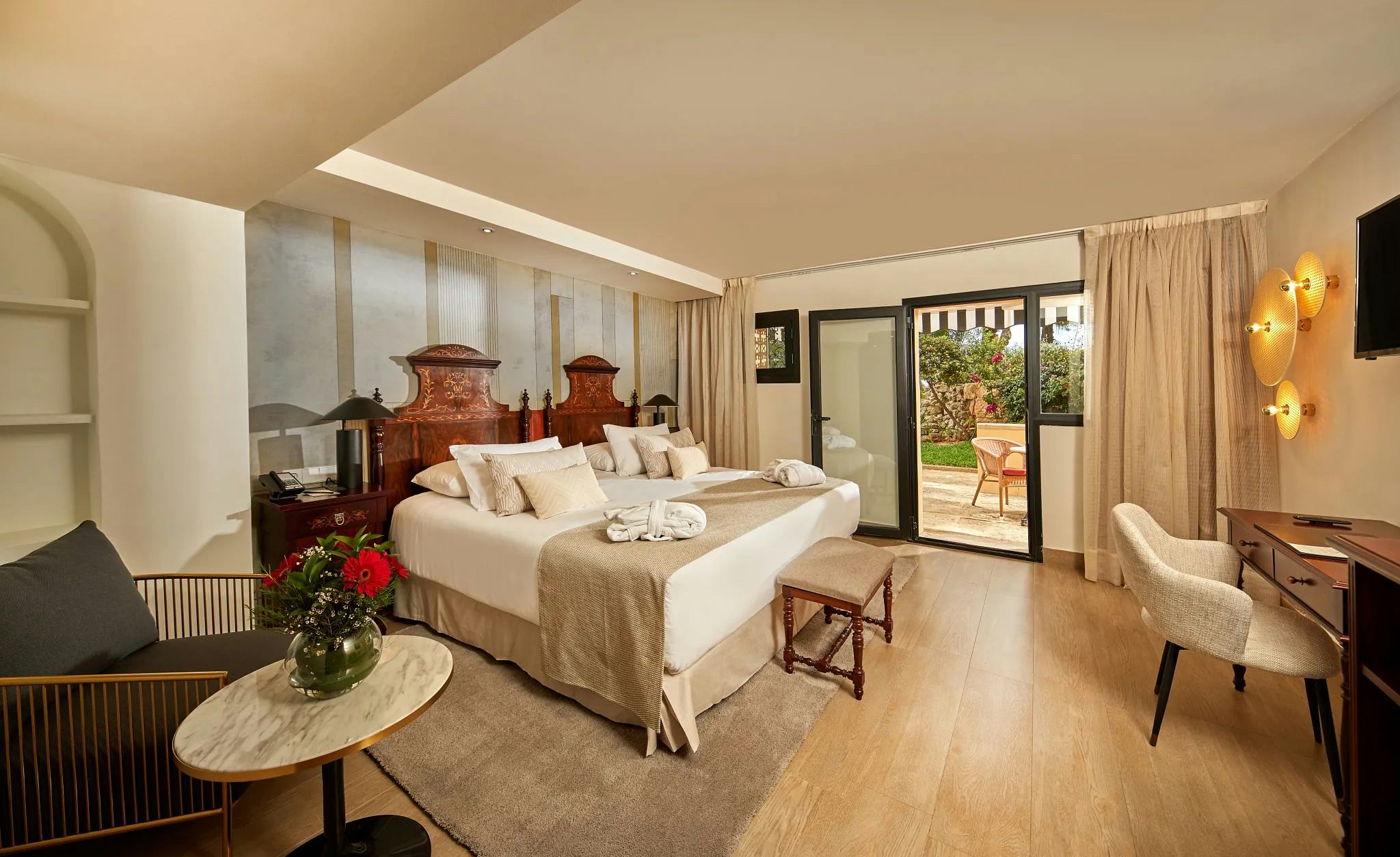 secrets-mallorca-villamil-resort-and-spa-spain-double-deluxe-garden-view-with-terrace-and-hot-tub-02_11447