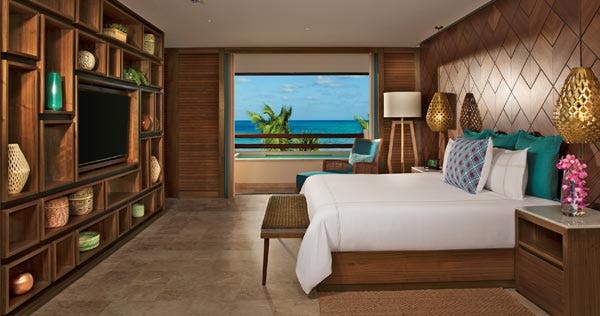 secrets-maroma-beach-riviera-cancun-preferred-club-honeymoon-suite-01_7684