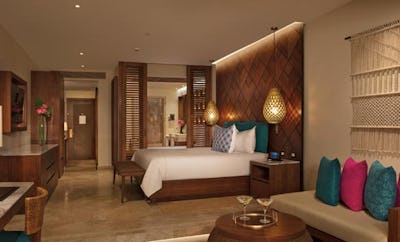 Preferred Club Junior Suite Swim-Out