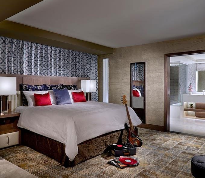 Gold Suite with Balcony