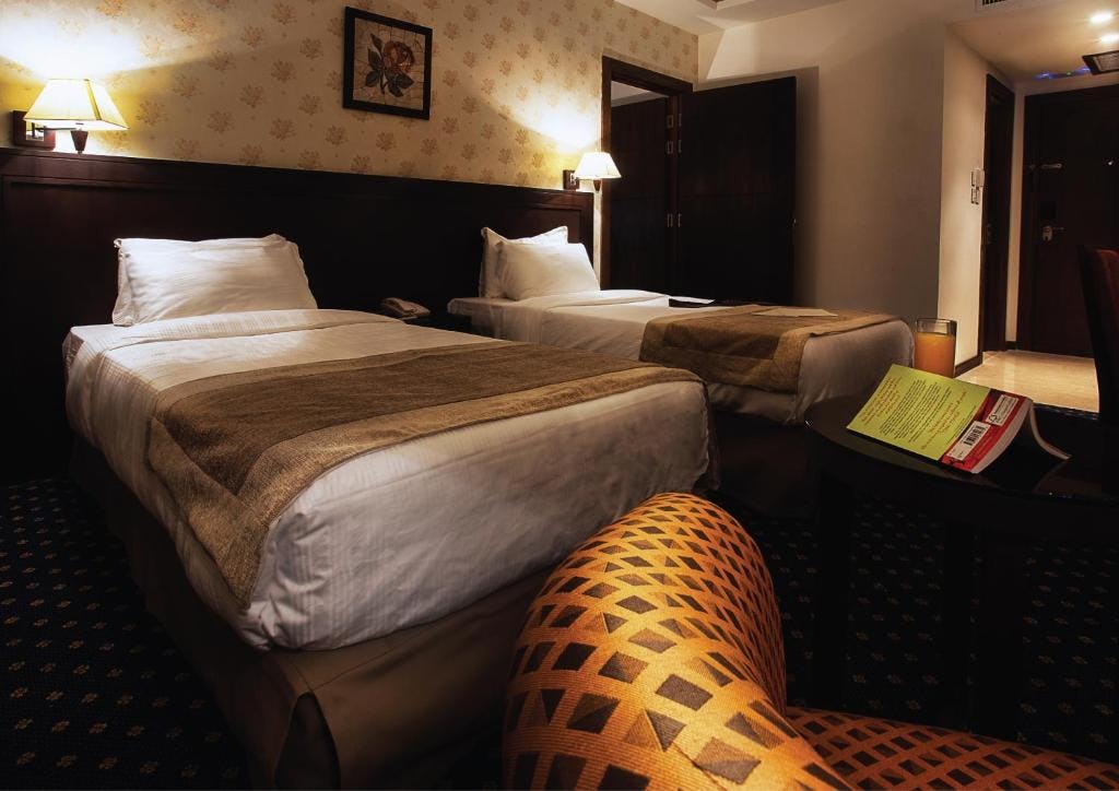 seven-roses-hotel-amman-jordan-superior-twin-room_12370