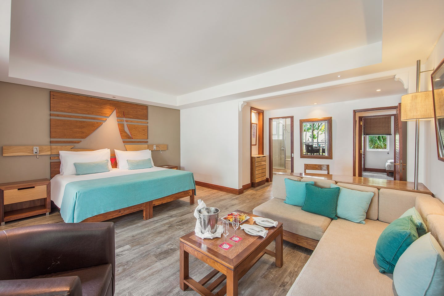 2-Bedroom Deluxe Family Apartment