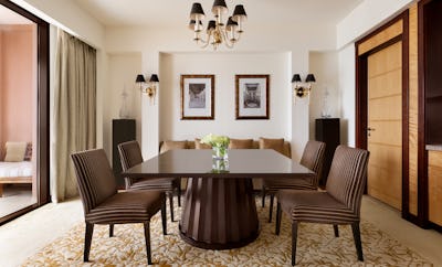 Al Husn Specialty Suite