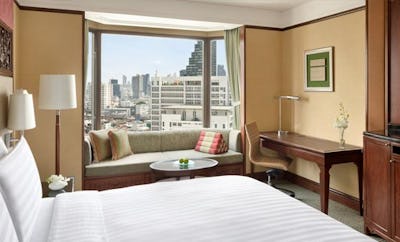 Shangri-La Wing Deluxe Room