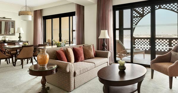 shangri-la-hotel-qaryat-al-beri-abu-dhabi-speciality-suite-02_2121
