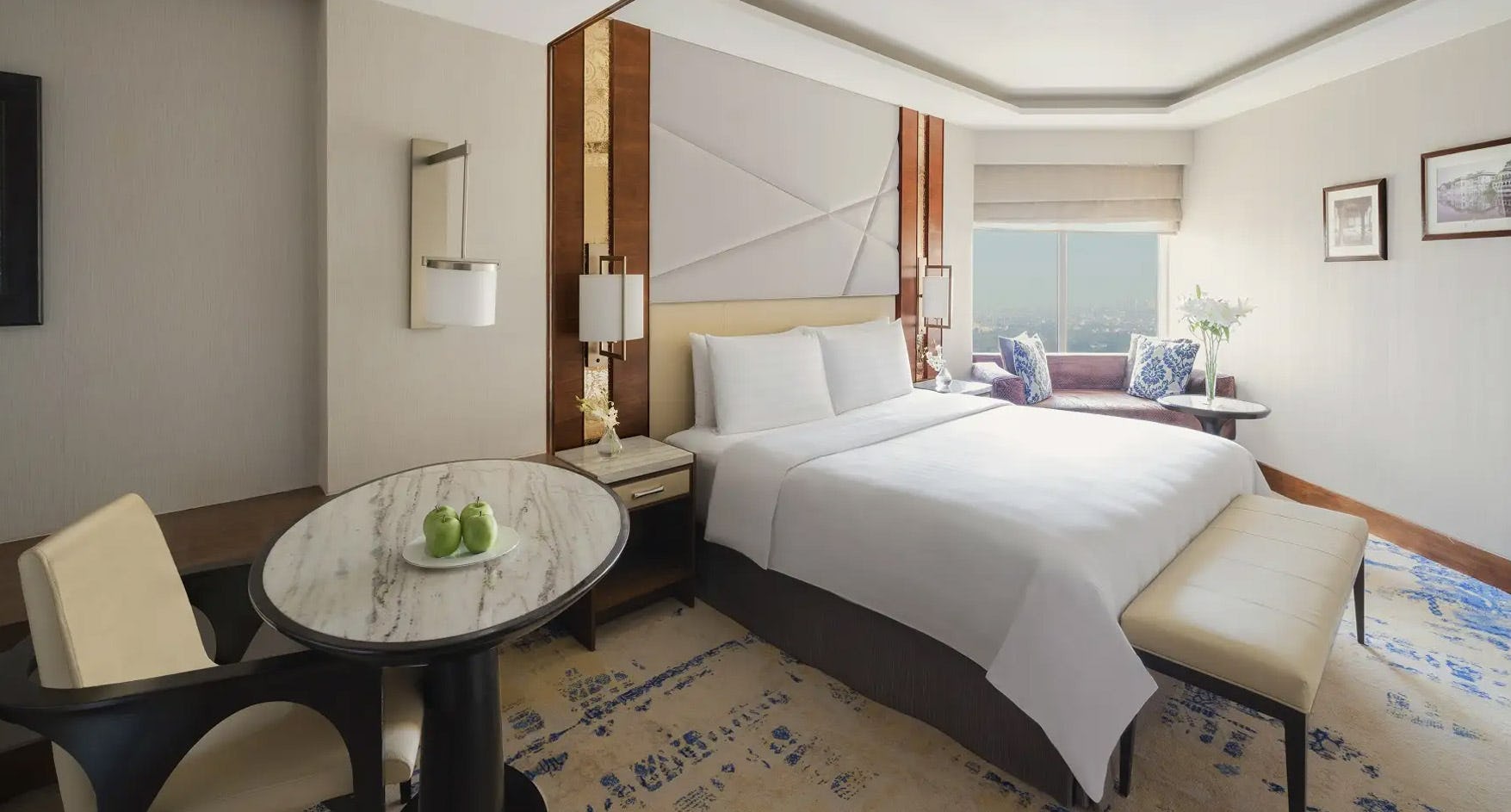 shangri-las-eros-hotel-new-delhi-premier-room_1282