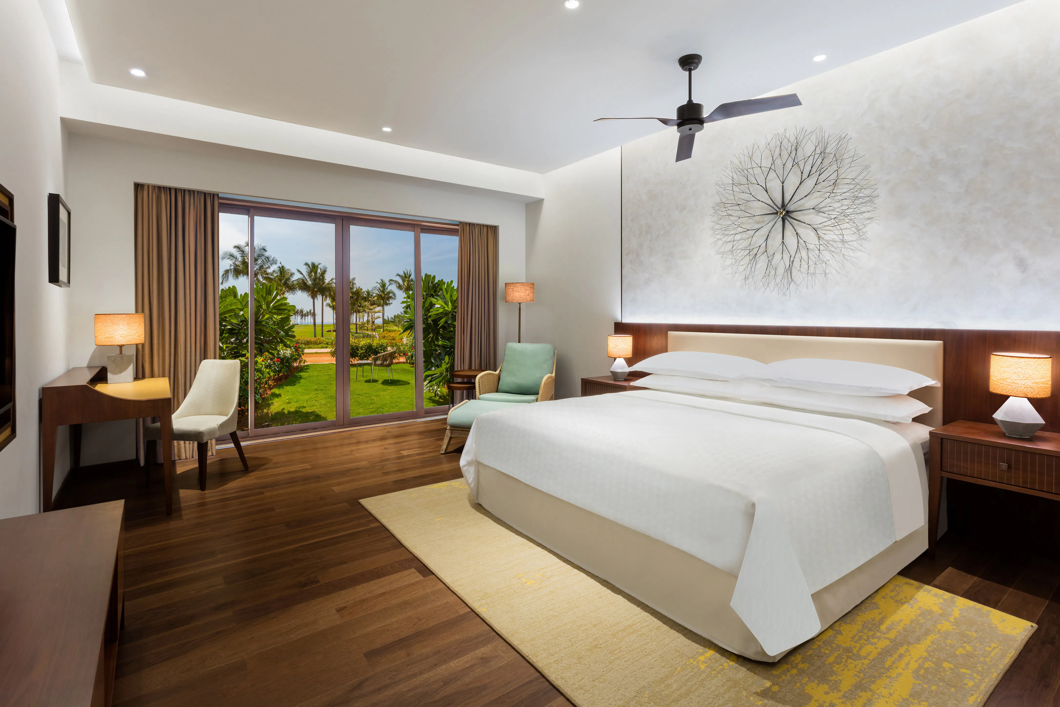sheraton-grand-chennai-resort-and-spa-sea-view-with-garden_13699