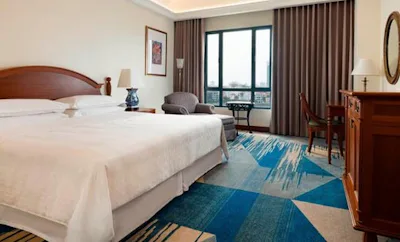 GRAND DELUXE ROOM