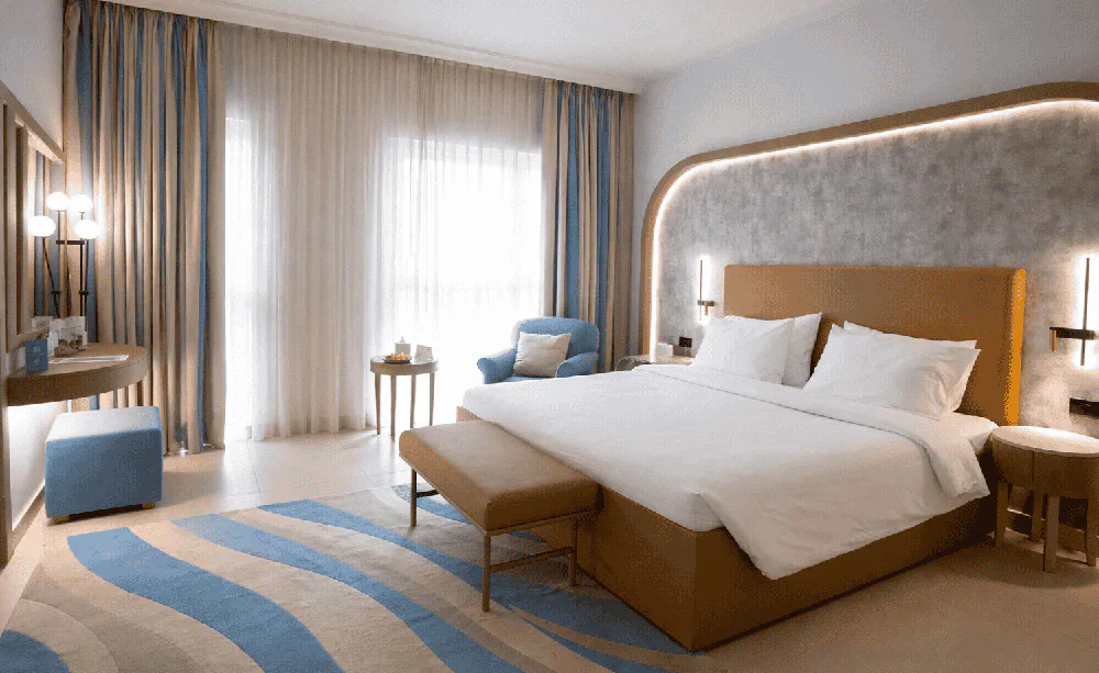 sheraton-khalidiya-hotel-abu-dhabi-deluxe-junior-suite_2133