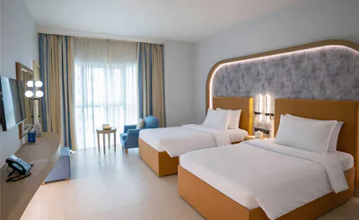 sheraton-khalidiya-hotel-abu-dhabi-deluxe-twin-room_2133