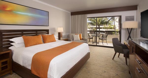 sheraton-maui-resort-and-spa-deluxe-rooms_4760