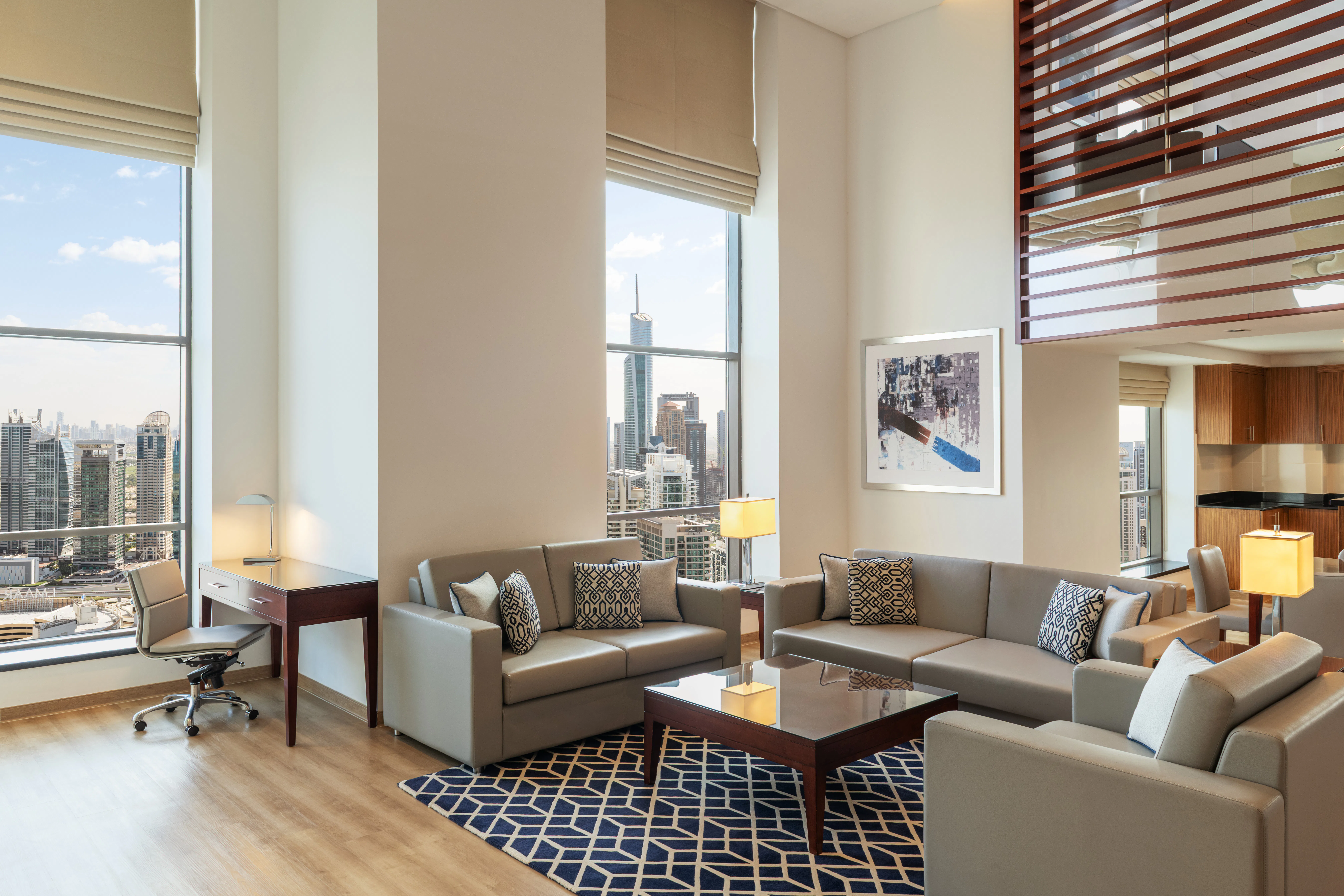sheraton-the-walk-dubai-duplex-club_13833
