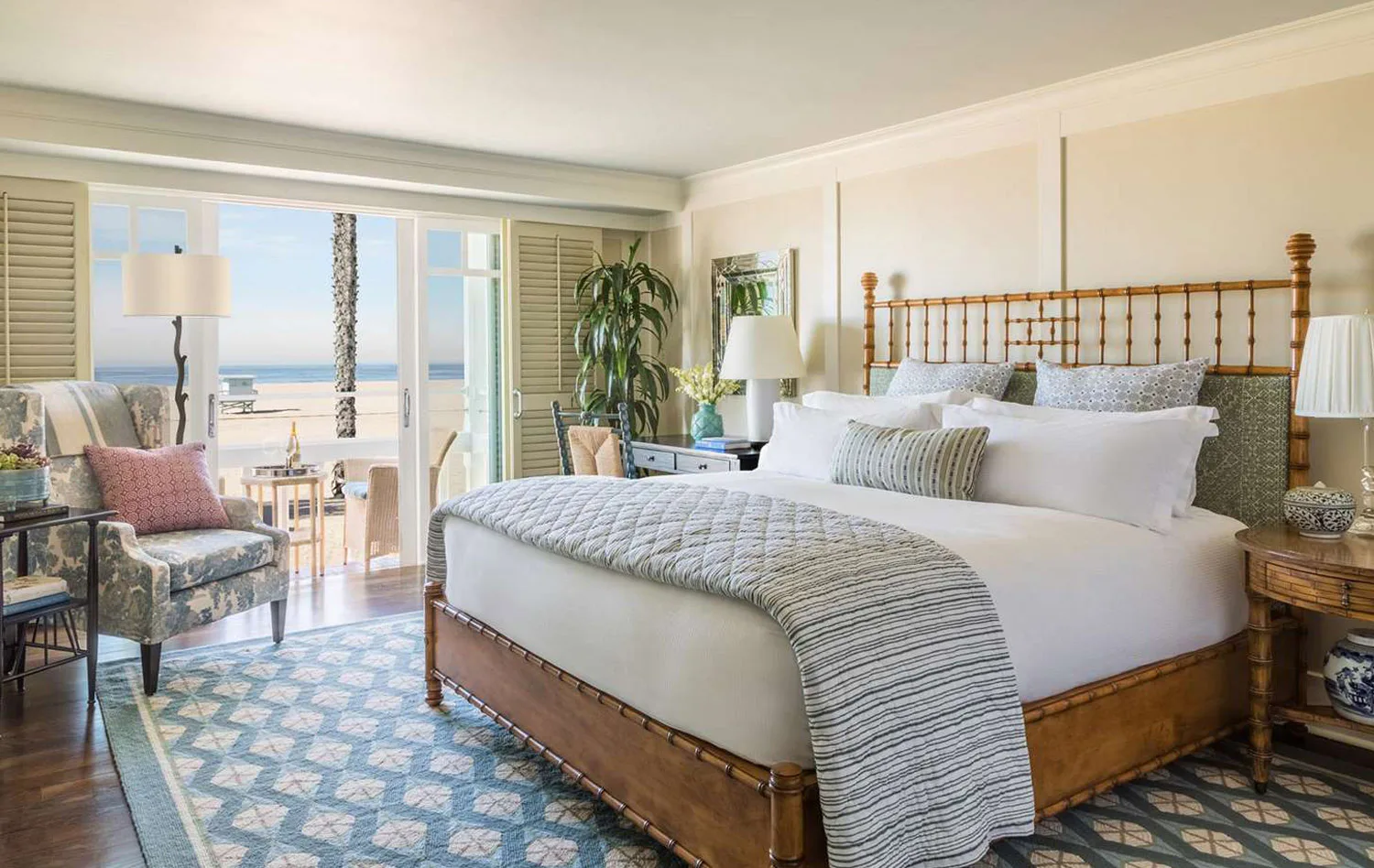 shutters-on-the-beach--los-angeles-ocean-front-king-room_3731