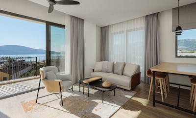 SIRO Apartment - 2 Bedroom Bay View