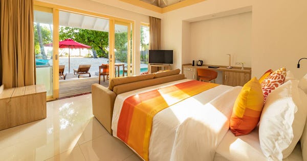 siyam-world-maldives-3-bedroom-pool-beach-villa_10923
