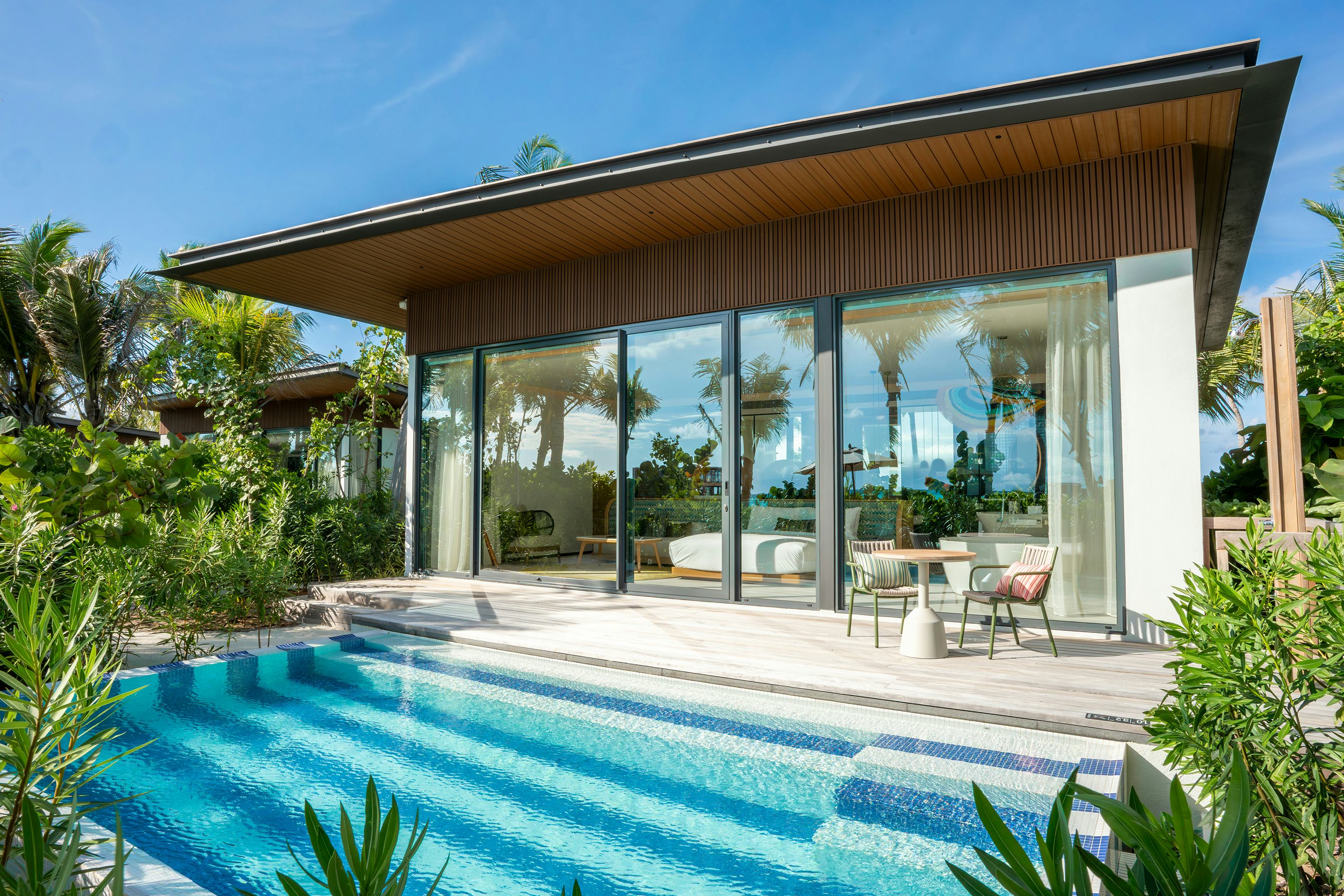 Family Beach Pool Villa with Capsule