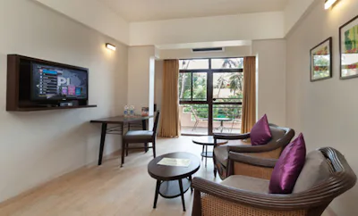 Superior pool view rooms