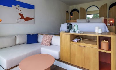 SO STUDIO, 1 King Bed, Relax Area, Terrace