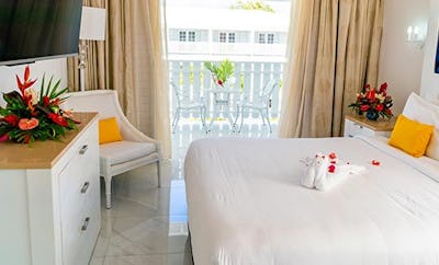 Soco Deluxe – Balcony