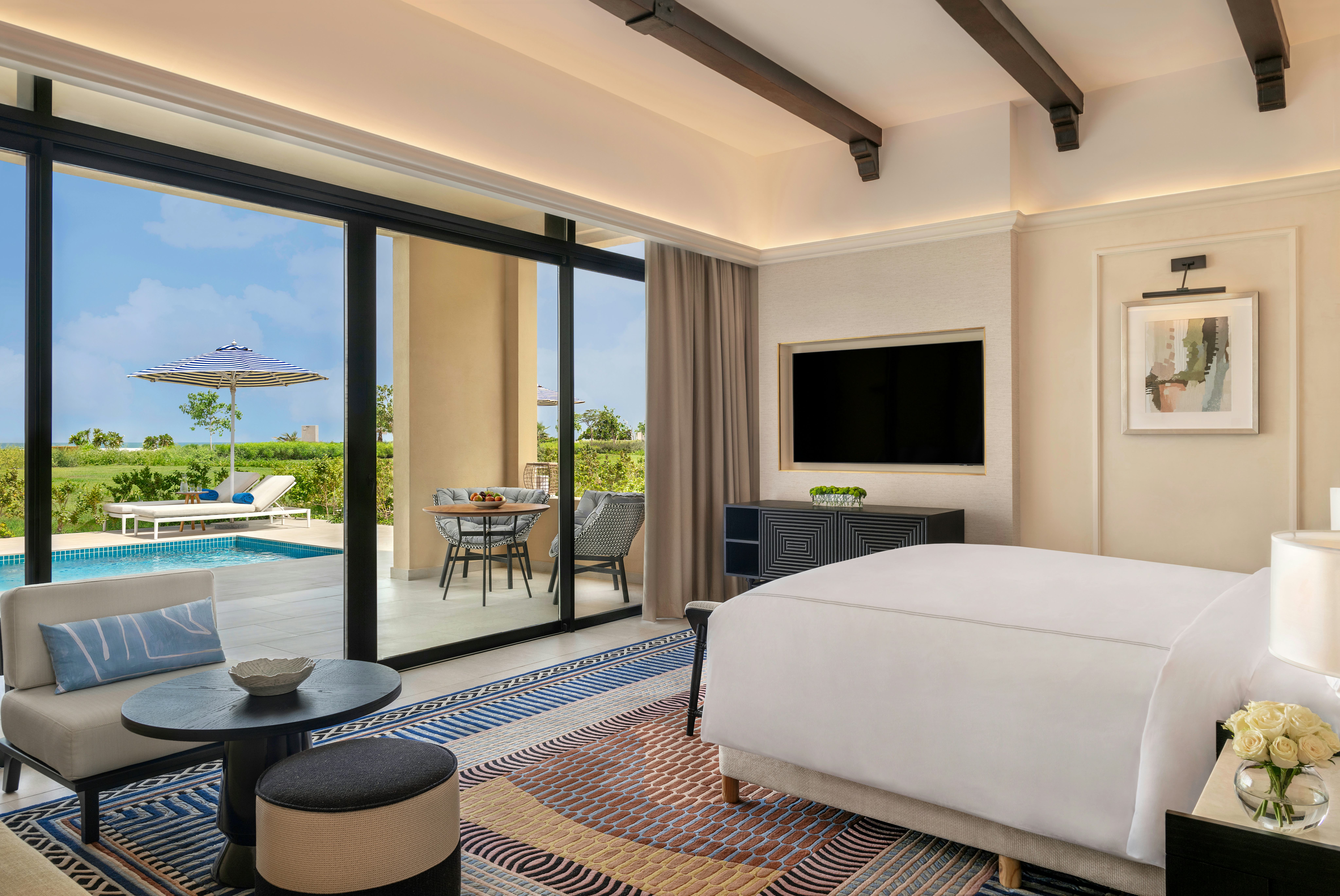 Imperial One Bedroom Suite, Private Pool, Beachfront