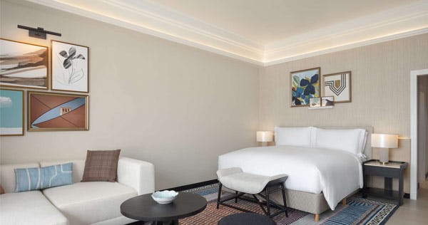 Classic Room, King Bed, Garden View