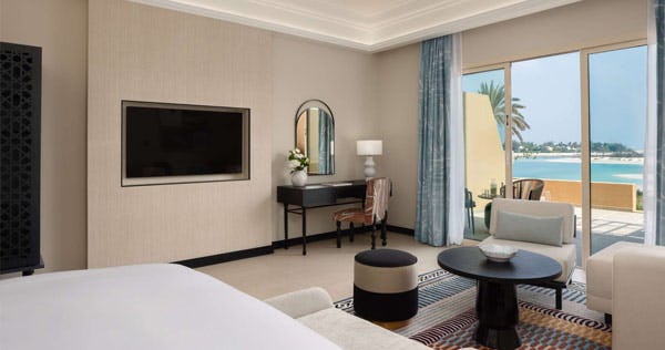 Classic Room, King Bed, Sea View