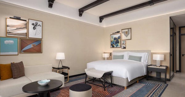 Luxury Room, King Bed, Beachfront