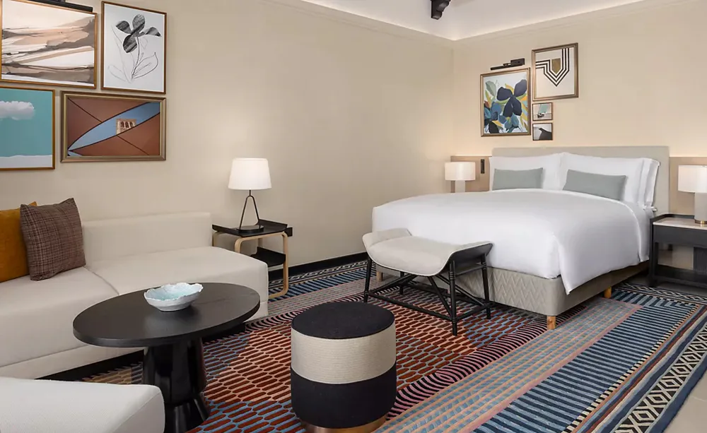 sofitel-al-hamrara-beach-resort-ras-al-khaimah-uae-signature-room-king-bed-beachfront_13046