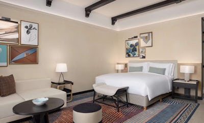 Superior Room, King Bed, Beachfront