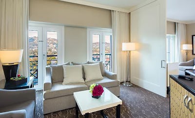 Hollywood Suite 1 King Bed