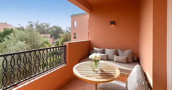 Contemporary Classic Room