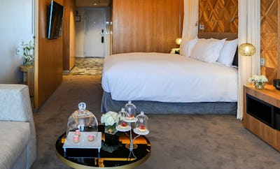 Contemporary Junior Suite