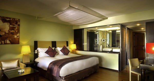 sofitel-mauritius-l-imperial-resort-and-spa-luxury-room-01_266