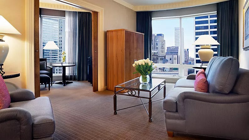 Skyscraper One Bedroom Suite