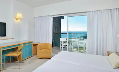 Xtra Room Lateral Sea View