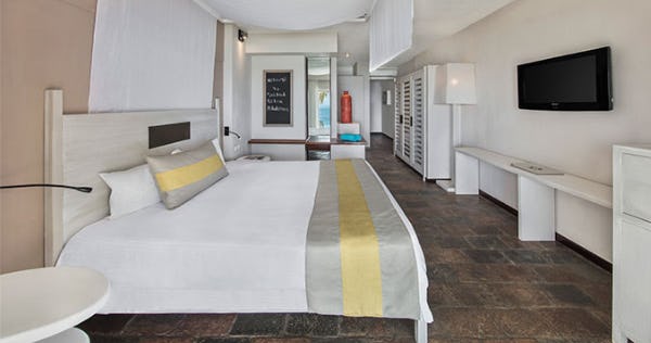 solana-beach-mauritius-deluxe-rooms_9530