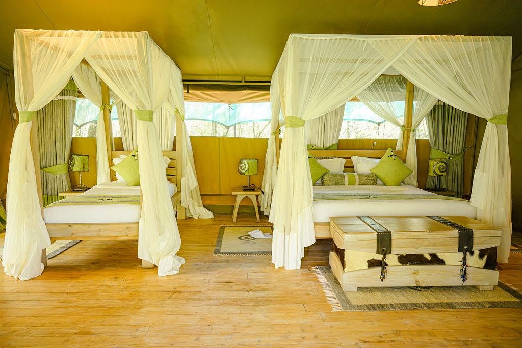 soroi-private-wing-masai-mara-kenya-luxury-forest-tents_13295