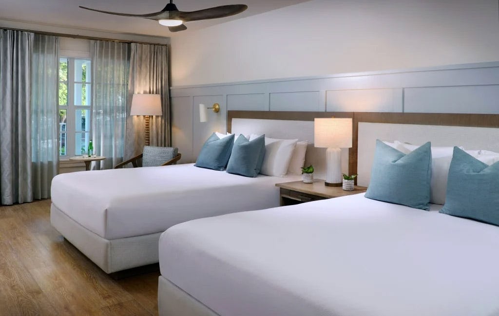 Island View Classic Two Queen