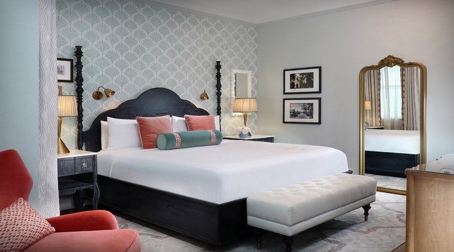 Luxury Guesthouse Experience - La Mer Dewey Island View