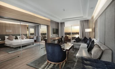 Executive Suite with Panoramic View of the Nile