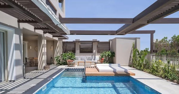 ROYAL SUITE WITH SEA VIEW