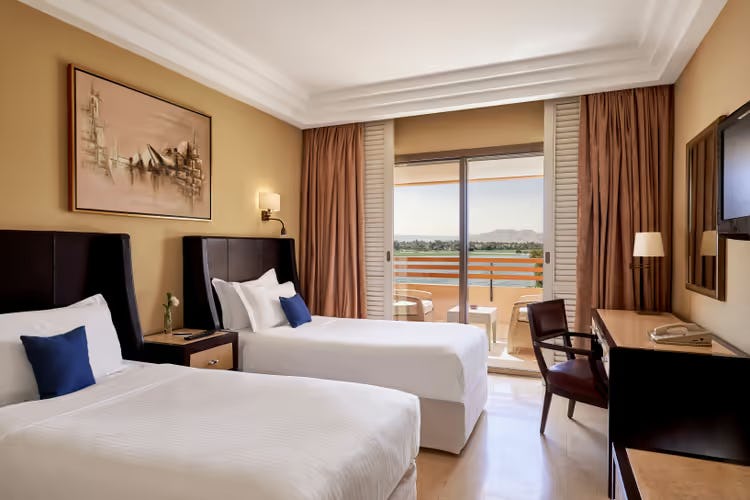 Superior Plus Room with view to the Nile