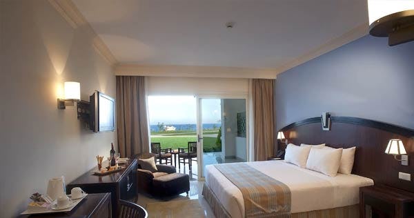 stella-di-mare-beach-hotel-and-spa-super-deluxe-room-01_2781