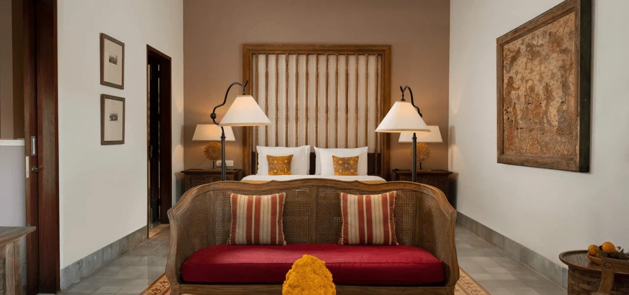 Studio Suite Pool Access