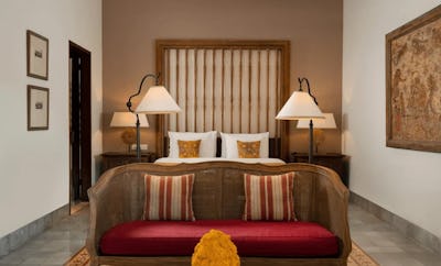 Studio Suite Pool Access