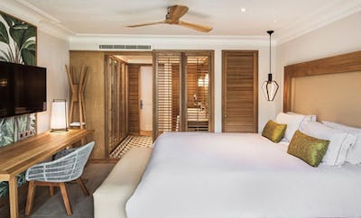 Deluxe Sea View Room