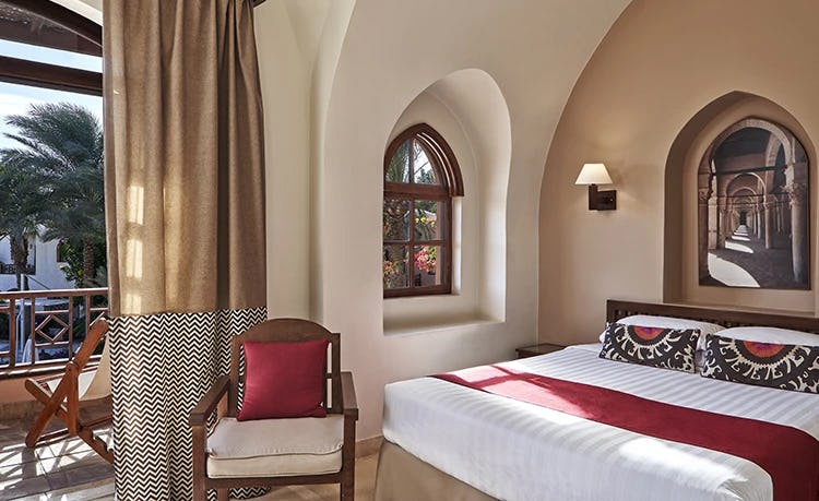 sultan-bey-hotel-hurghada-premium-garden-view-terrace_7938