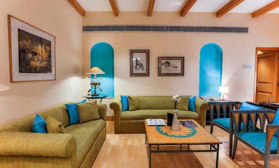 Deluxe Non-Ocean View Suite