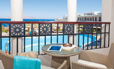 Executive Suite- Posh Club